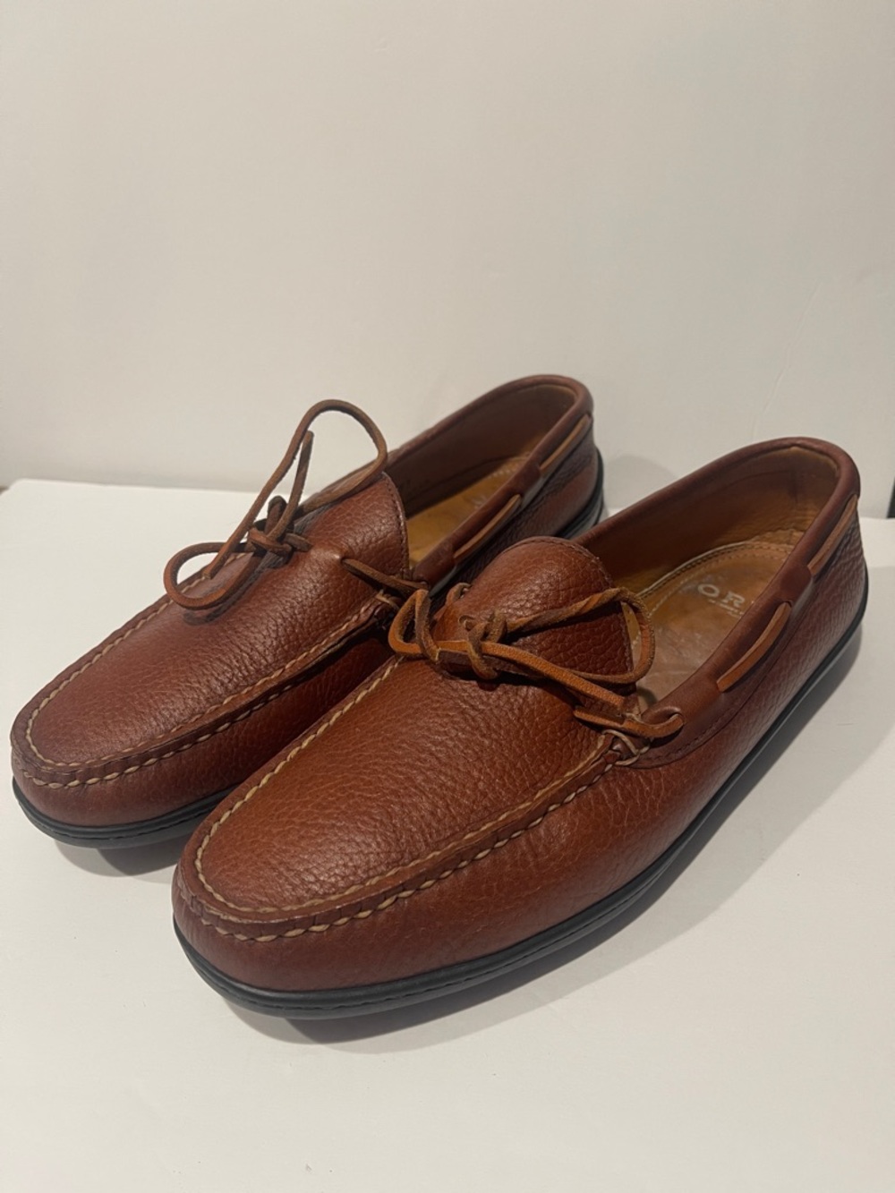 Orvis sz 10 Brown Leather Moccasin Loafers Classic Men's Driving Shoes